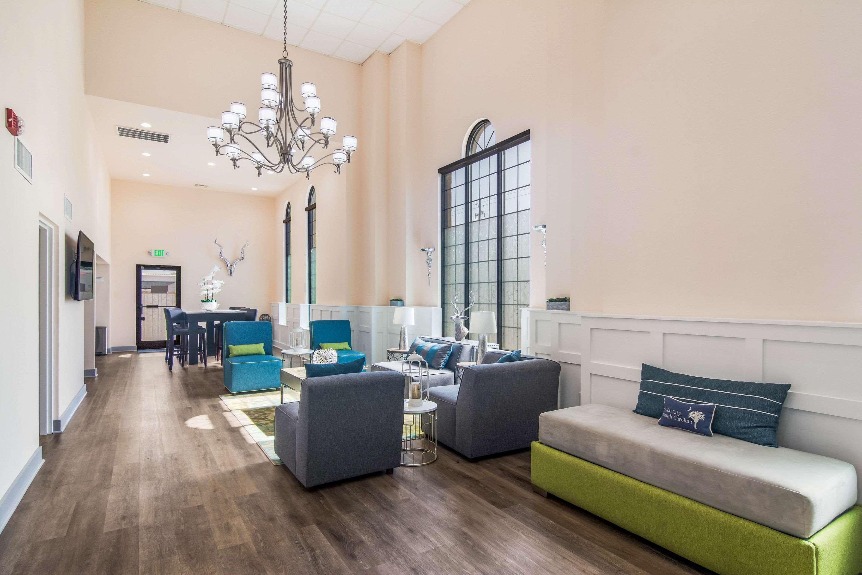 Quality Inn & Suites Lake City Εξωτερικό φωτογραφία
